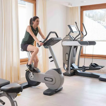 ホテル スパ エルツヘルツォーク ヨハン バート・アウスゼー