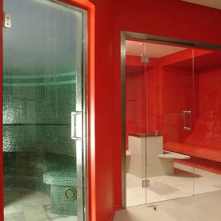 Erzherzog Johann Hotel 4*